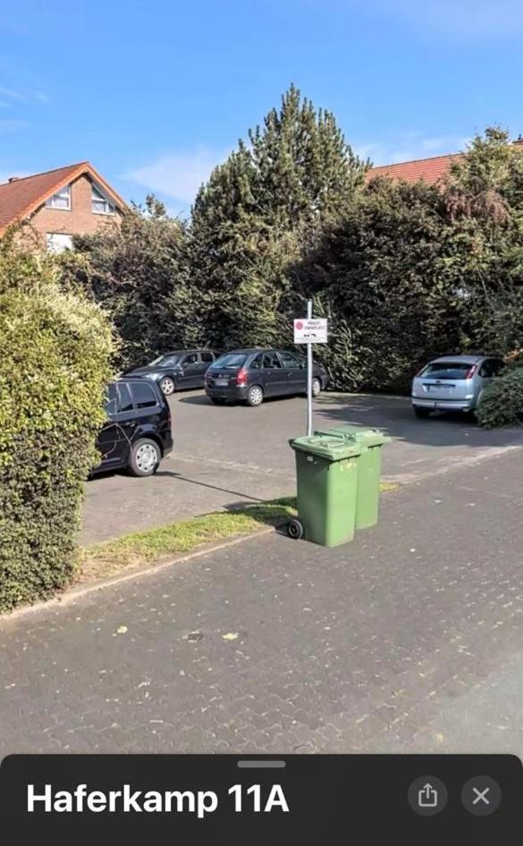 Black Mirror Inkl Wlan, Parkplatz Detmold Exteriör bild